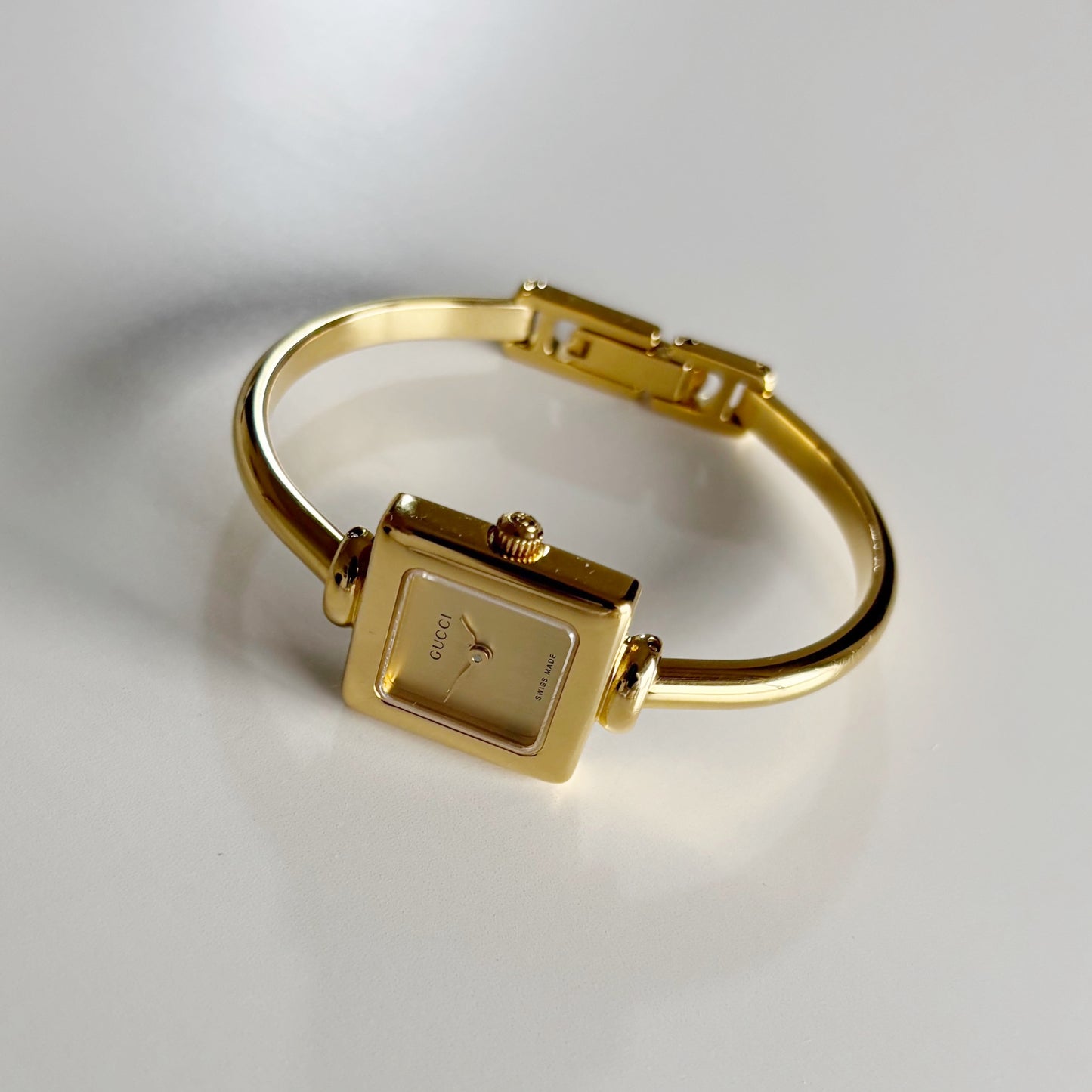 Gucci 1990s Square Dial Gold Plated Bangle Watch (Small)