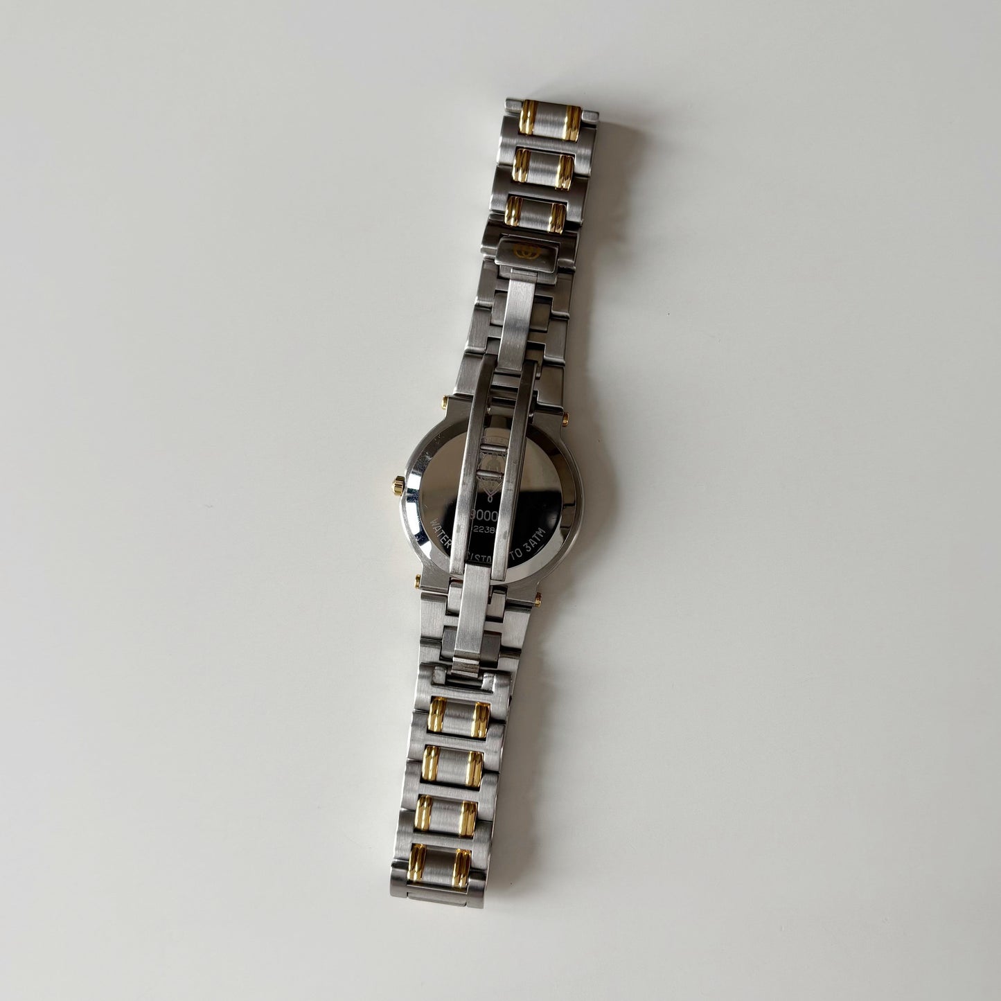 Gucci 1990s Date Round Dial Two Tone Watch (Large)