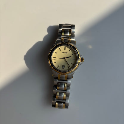 Gucci 1990s Date Round Dial Two-Tone Gold-Plated Watch (Large)