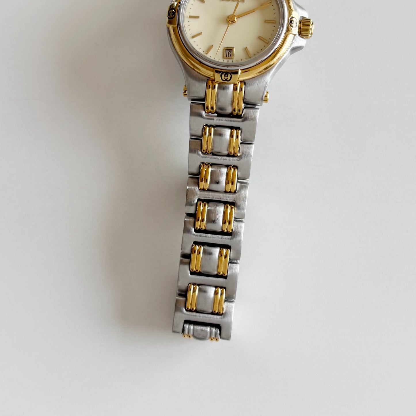 Gucci 1990s Date Round Dial Two Tone Watch
