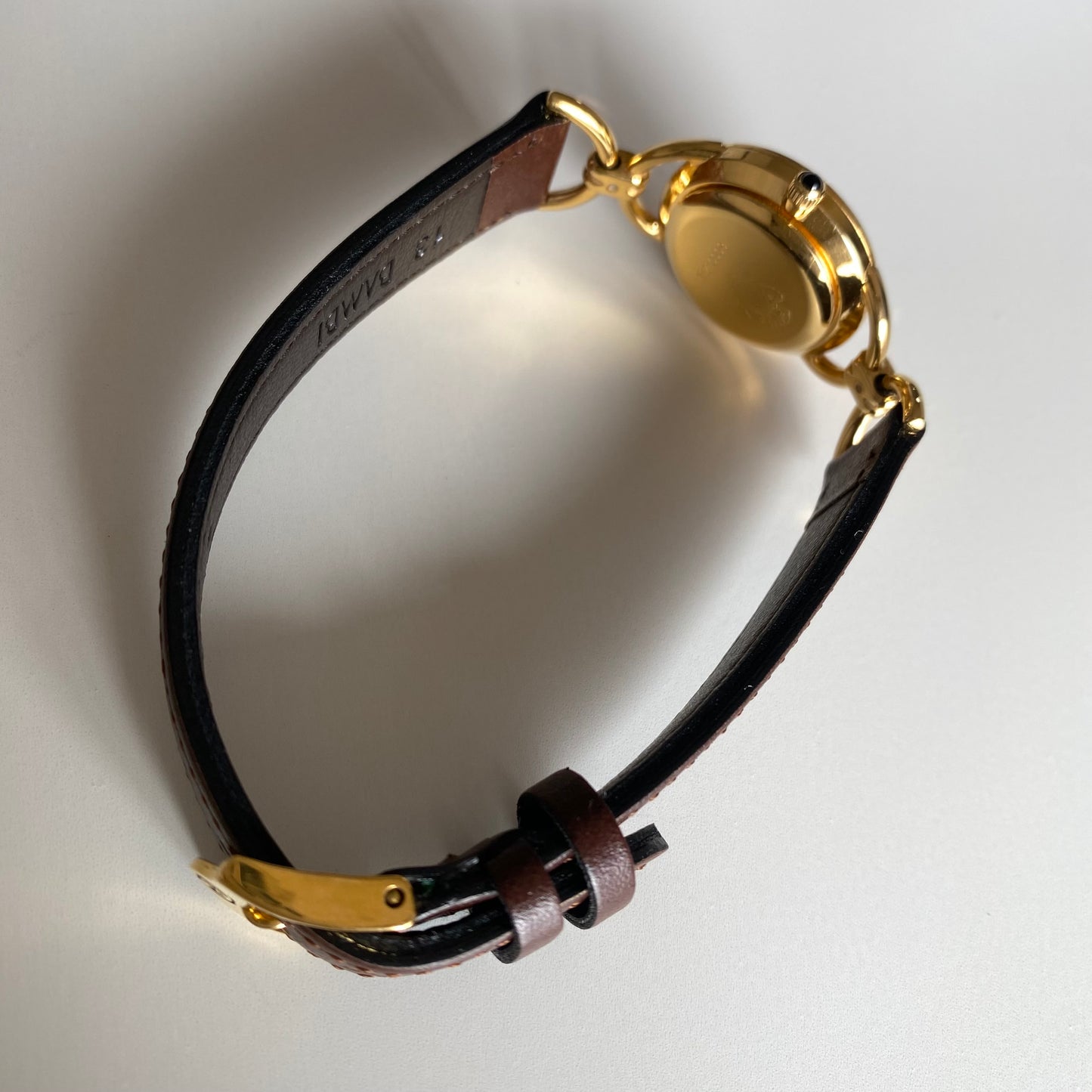 Gucci 1990s Seashell Dial Round Watch