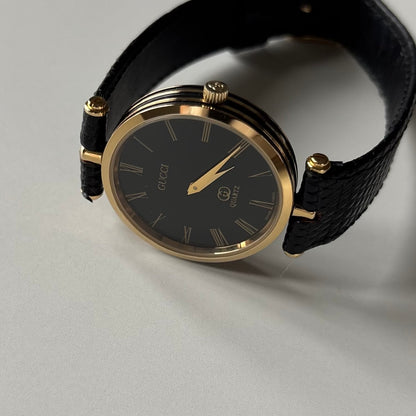 Gucci 1990s Black Round Dial Gold-Plated Sherry Watch (Large)