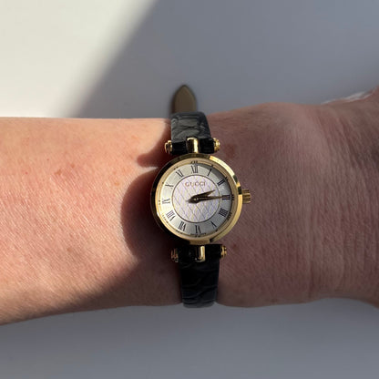 Gucci 1990s Round Dial Gold Plated Watch