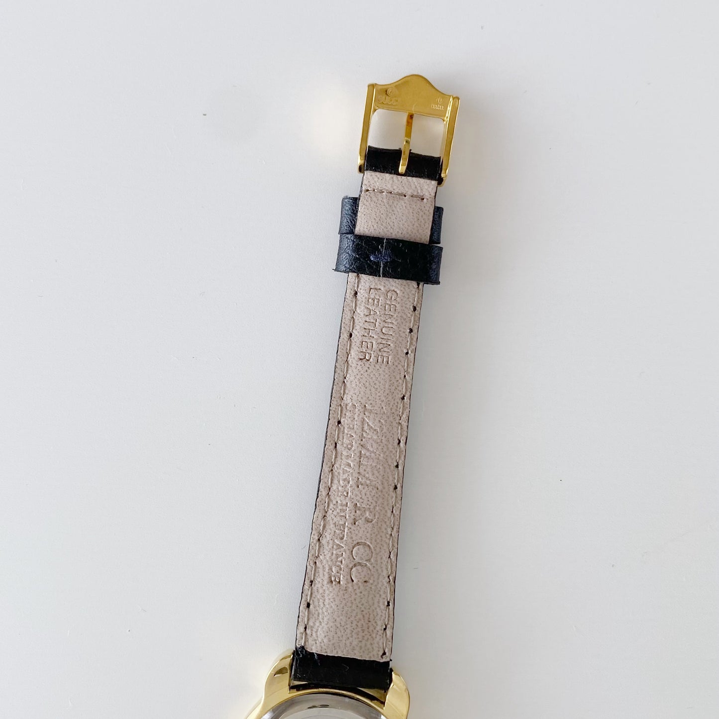 Gucci 1990s Black Dial Round Watch