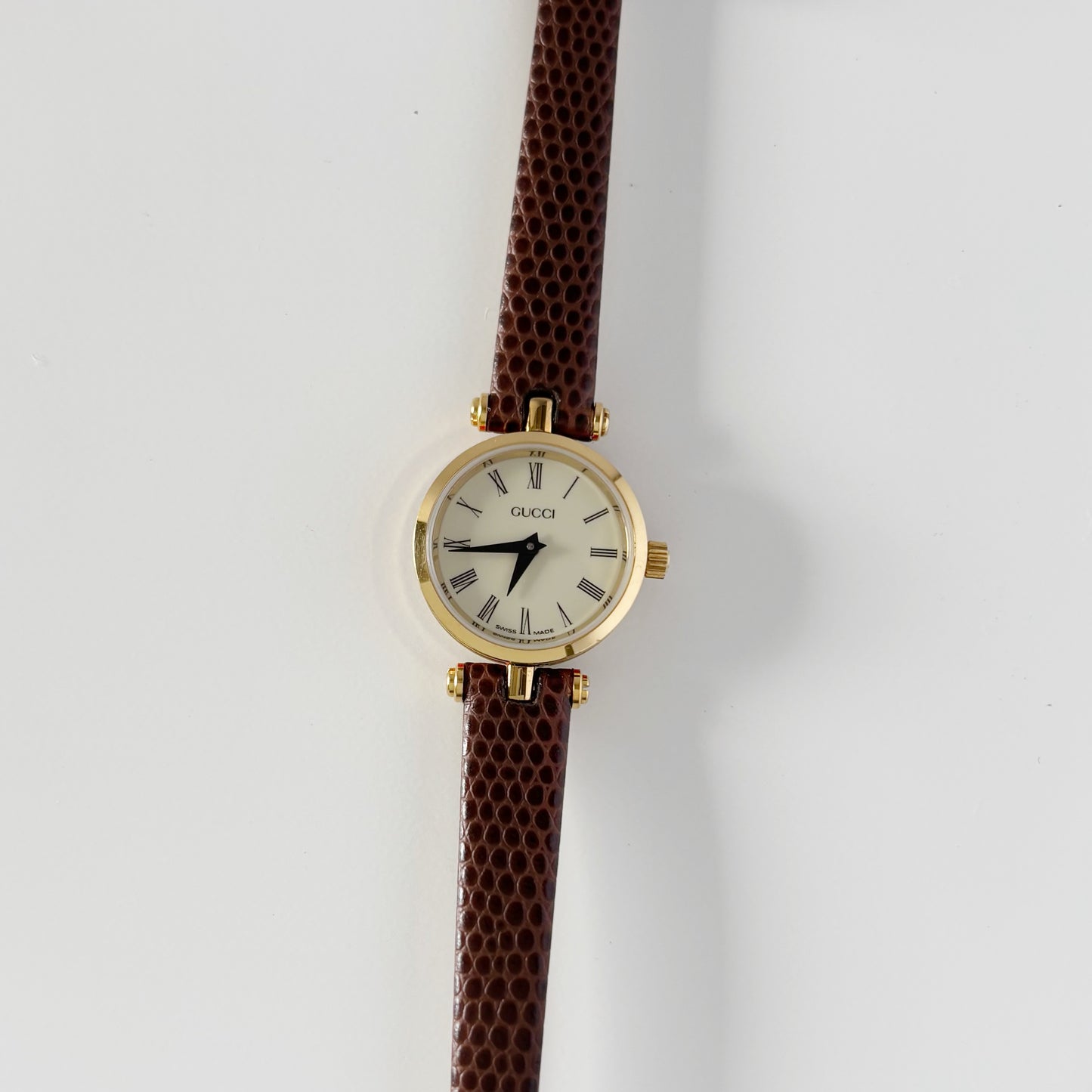 Gucci 1990s Round Dial Gold Plated Watch