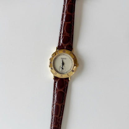 Gucci 1990s Sub second Round Dial Gold Plated Watch