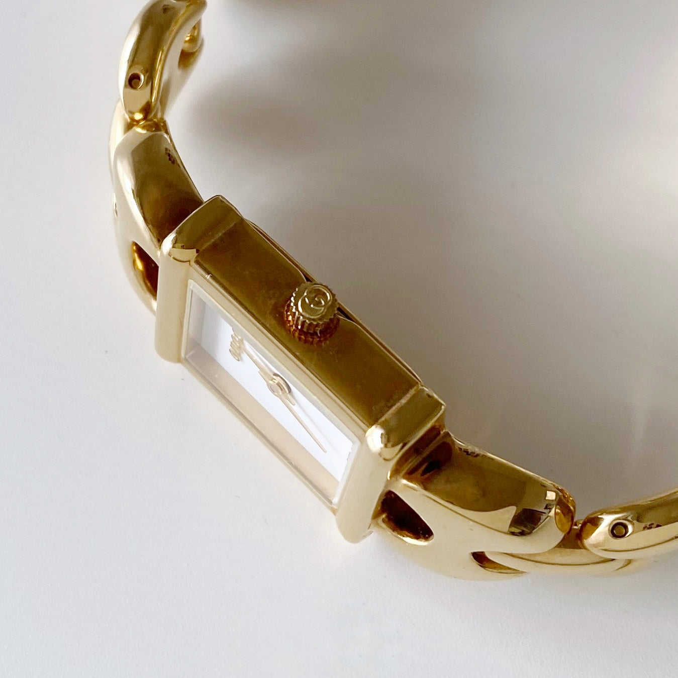 Gucci 1990s Interchangeable Belt Gold Plated Watch with 3 straps, case