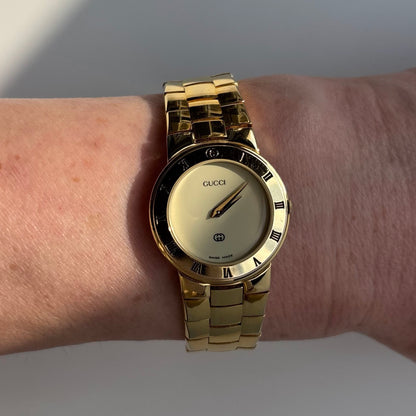 Gucci 1990s Round Dial Gold Plated Watch