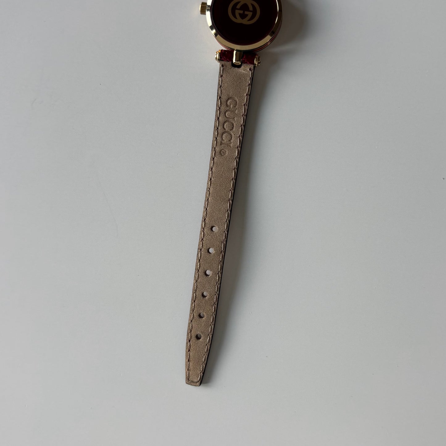 Gucci 1990s Sherry Round Dial Gold Plated Watch