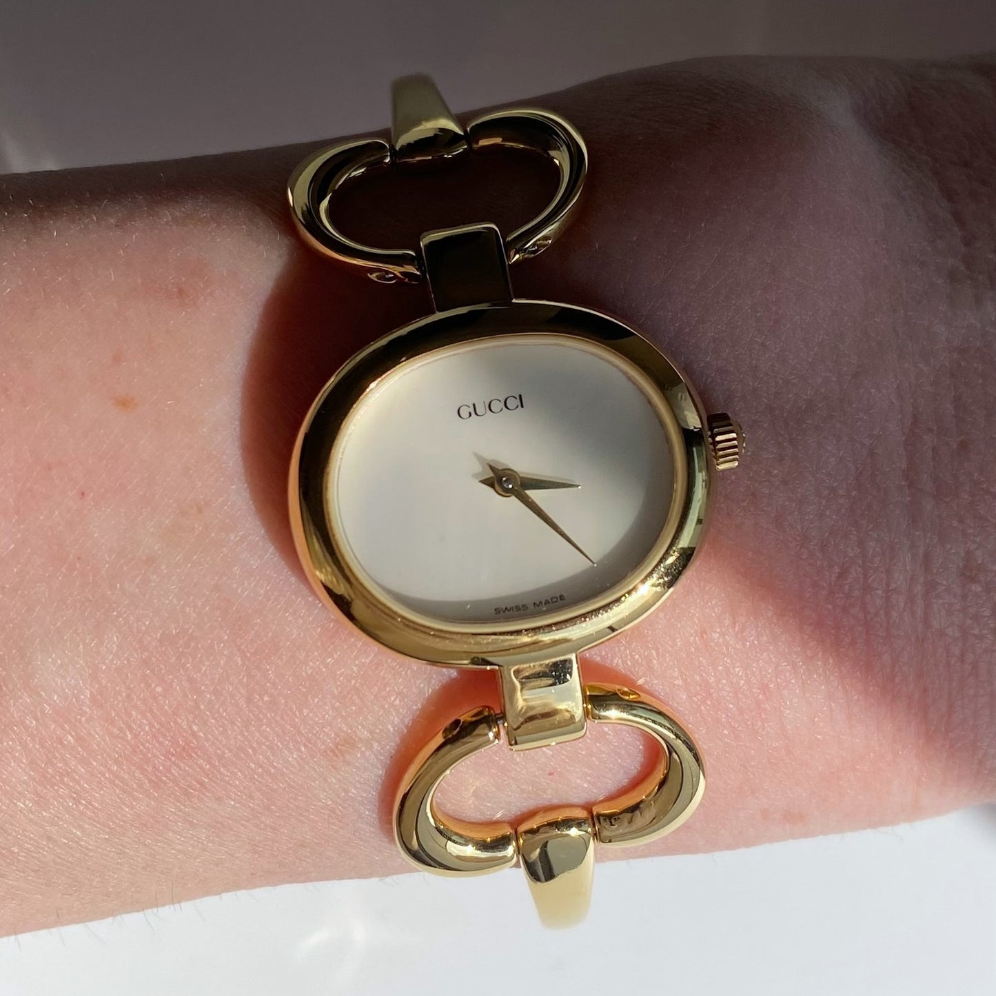 Gucci 1990s Seashell Dial Gold Plated Bangle Watch