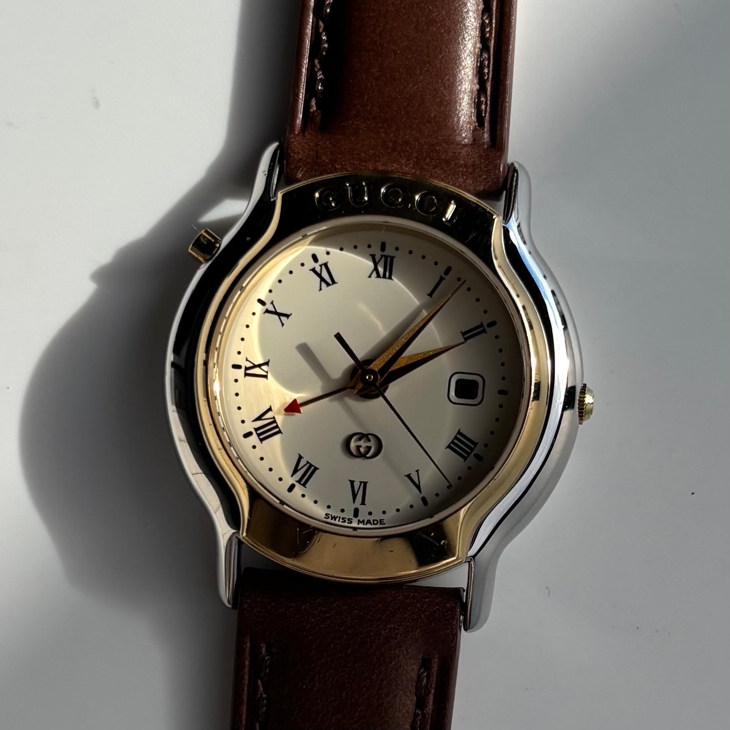 Gucci 1990s Date Round Dial Two Tone Watch (Large)