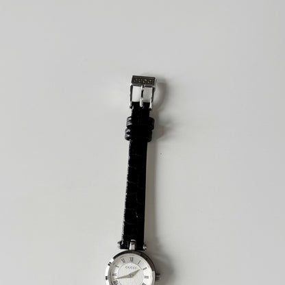Gucci 1990s Round Dial Stainless Steel Watch