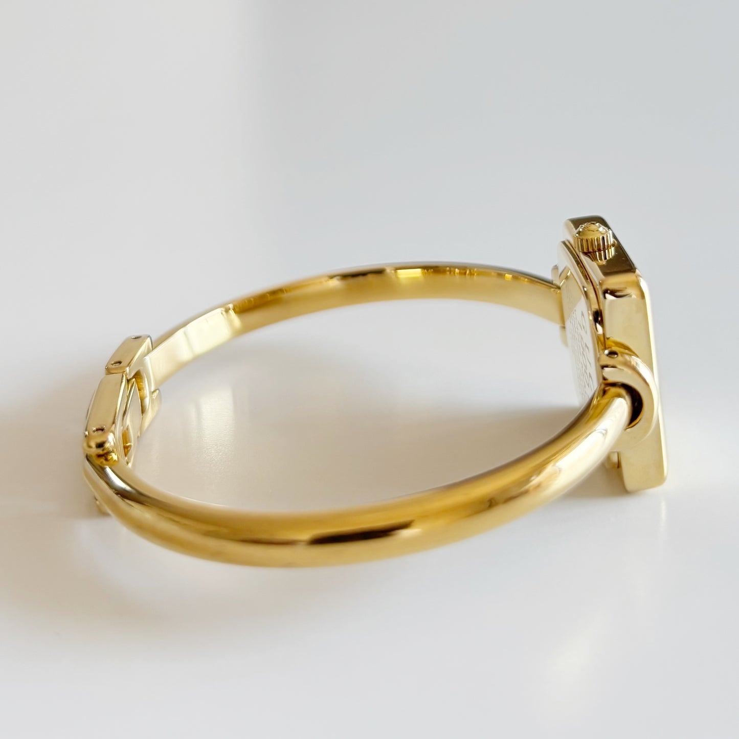 Gucci 1990s Square Dial Gold Plated Bangle Watch (Small)