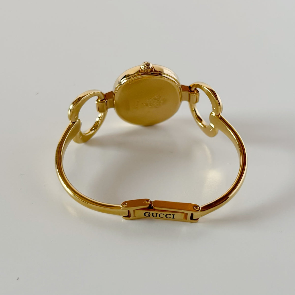Gucci 1990s Seashell Oval Dial Gold-Plated Bangle Watch (Small)