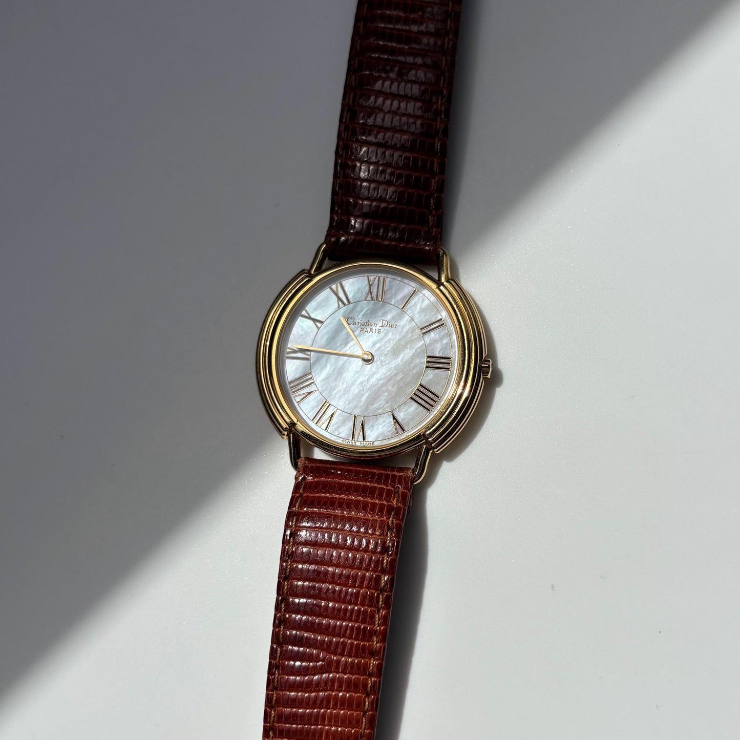 Dior 1990s Seashell Round Dial Gold Plated Watch (Large) (5/31)