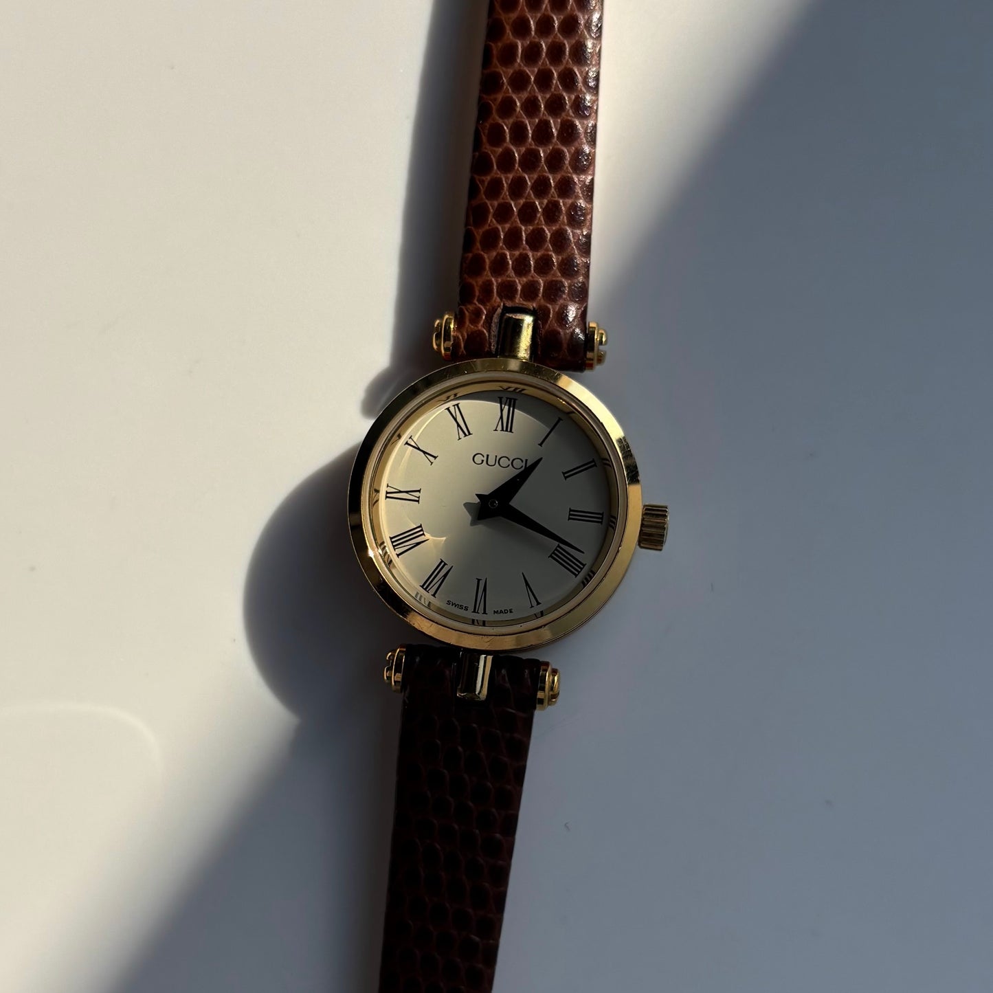 Gucci 1990s Round Dial Gold Plated Watch