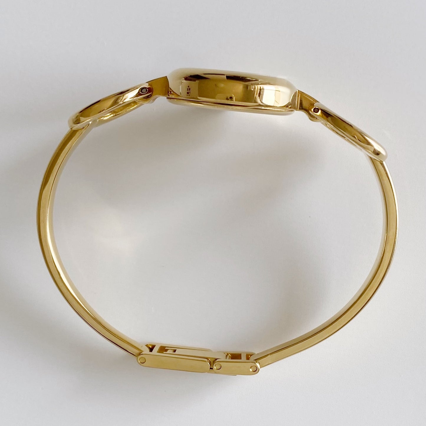 Gucci 1990s Seashell Dial Gold Plated Bangle Watch