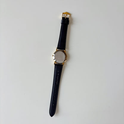 Celine 1990s Seashell Round Dial Gold Plated Watch (Large)
