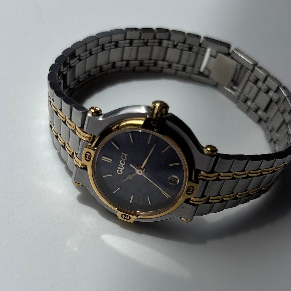 Gucci 1990s Date Black Round Dial Two-Tone Gold-Plated Watch