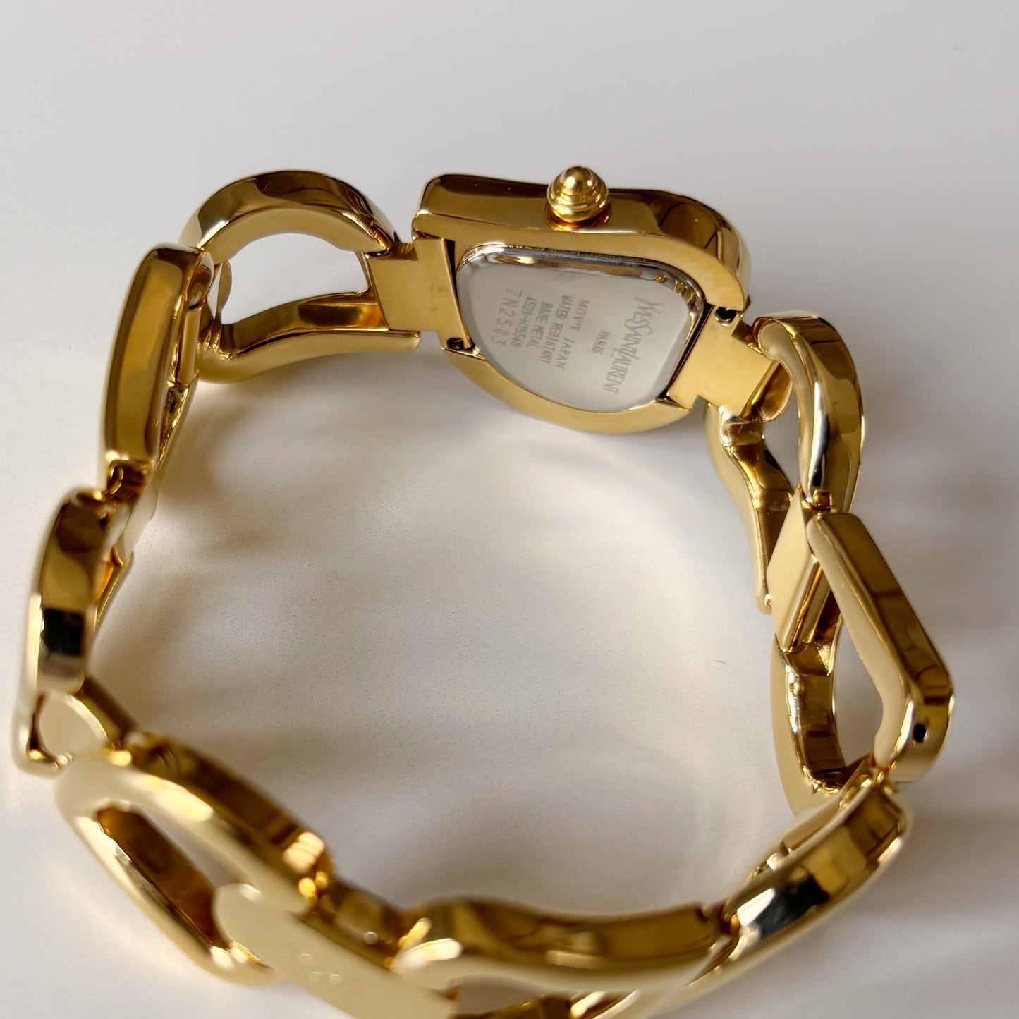 Yves Saint Laurent 1990s Heart Shaped Dial Band Gold Plated Watch (8/1)