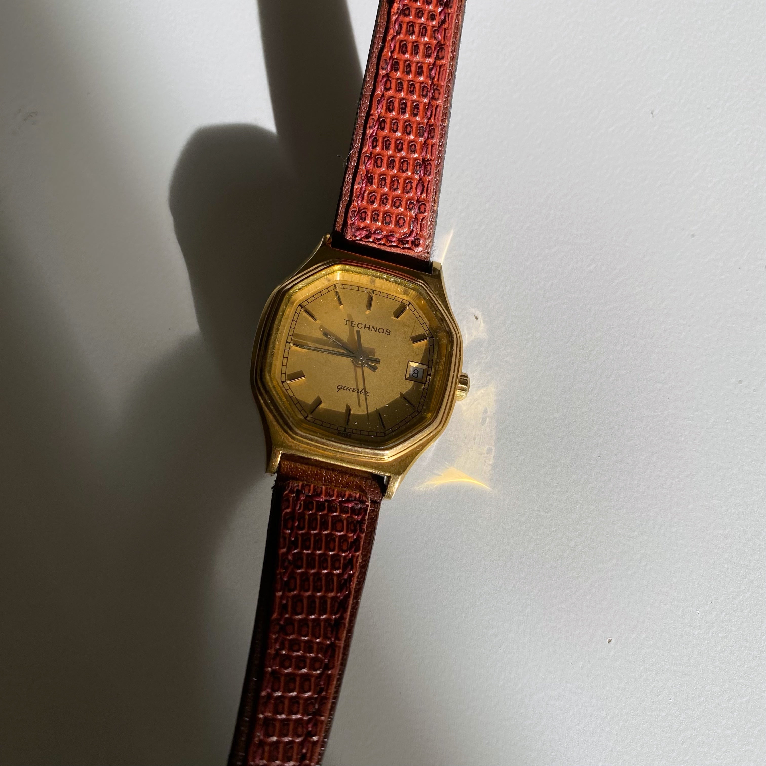 Vintage technos ladies on sale watch