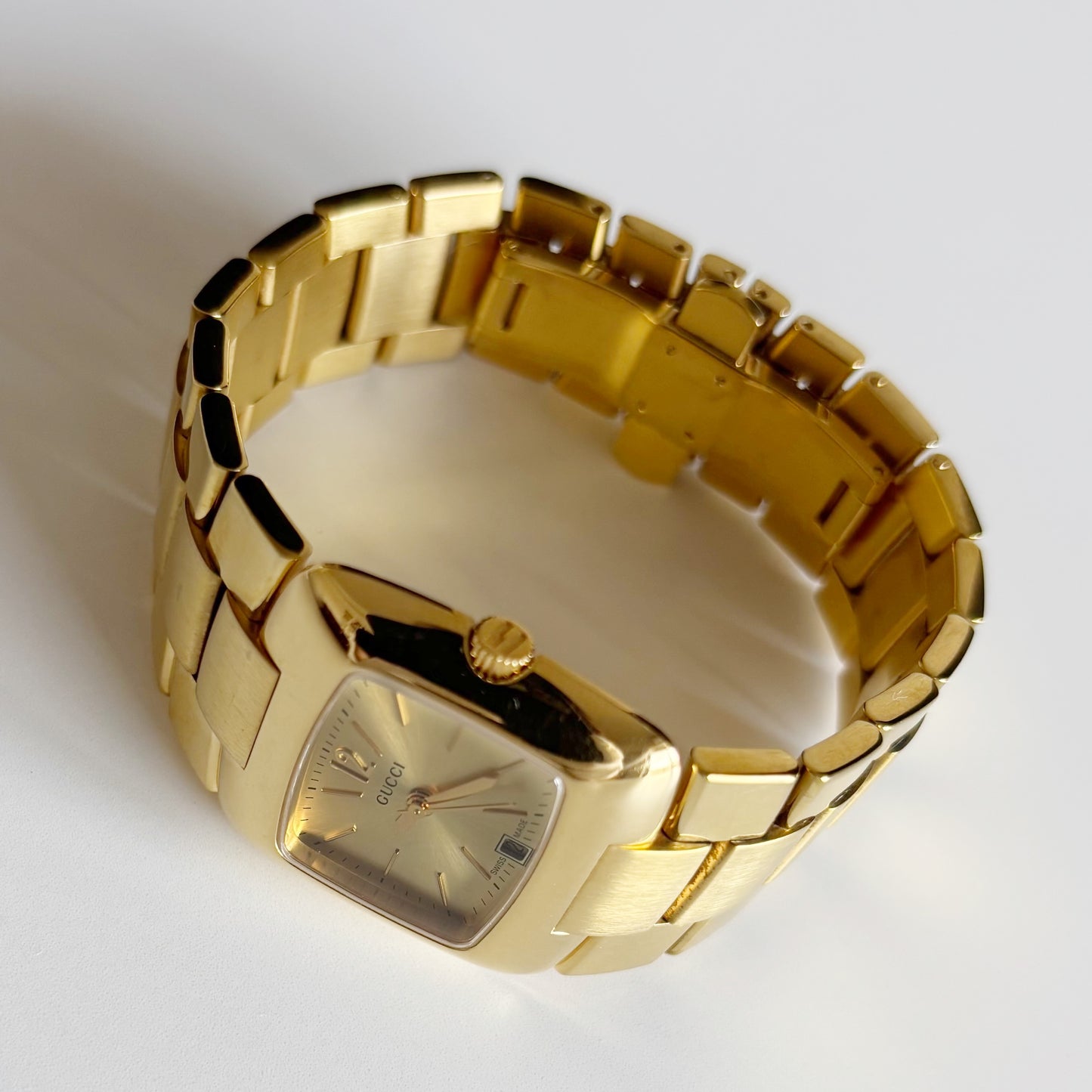 Gucci 1990s Date Gold Dial Gold Plated Watch