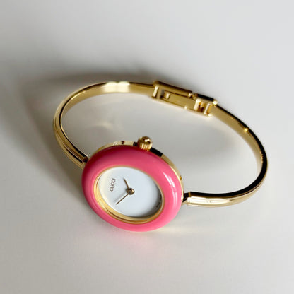Gucci 1990s Interchangeable Bezel Gold Plated Bangle Watch with 12 bezels, case