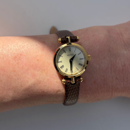 Gucci 1990s Sherry Round Dial Gold Plated Watch