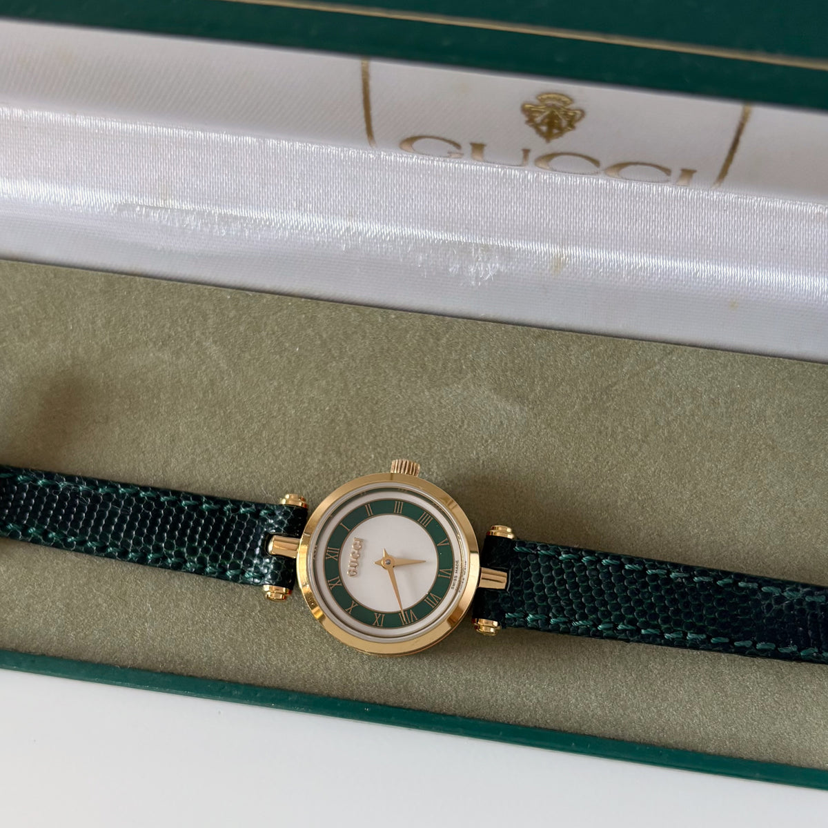 Gucci 1990s Round Dial Cherry Green Gold-Plated Watch