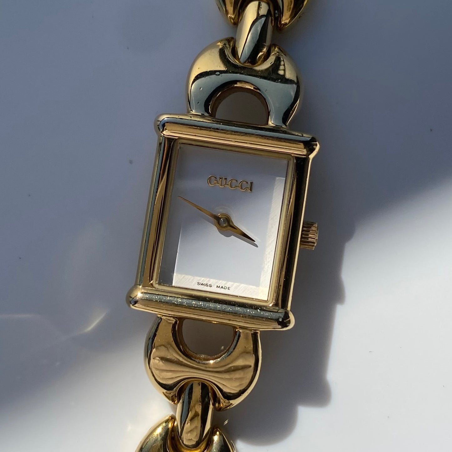 Gucci 1990s Interchangeable Belt Gold Plated Watch with 3 belts, case
