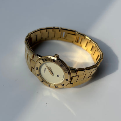 Gucci 1990s Round Dial Gold Plated Watch