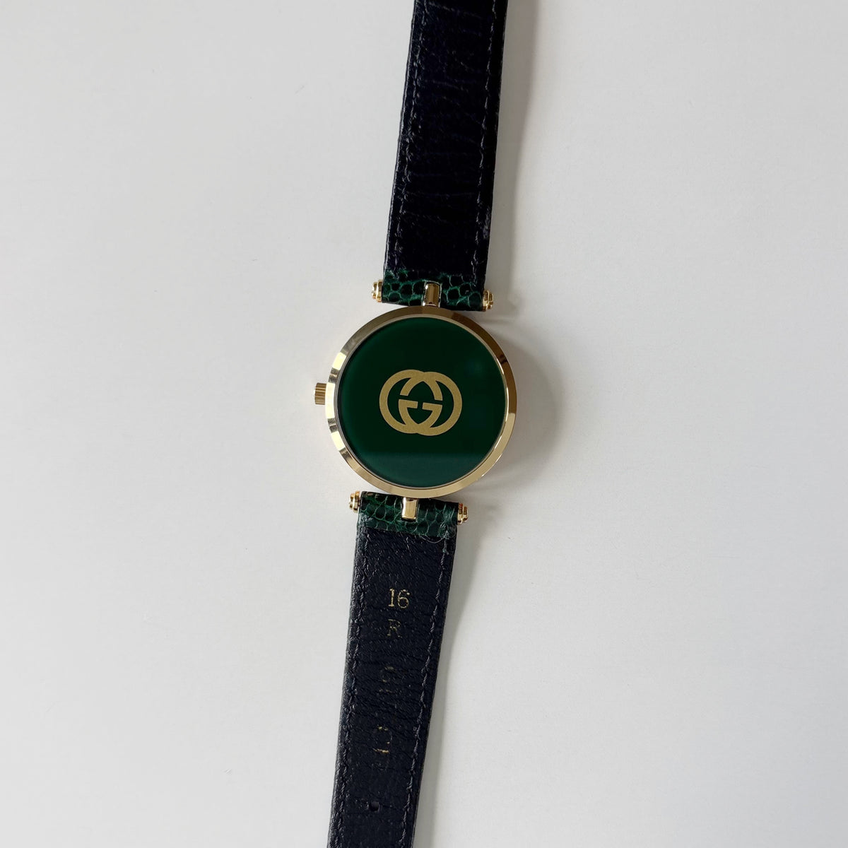 Gucci 1990s Round Dial Sherry Gold-Plated Watch (Large)