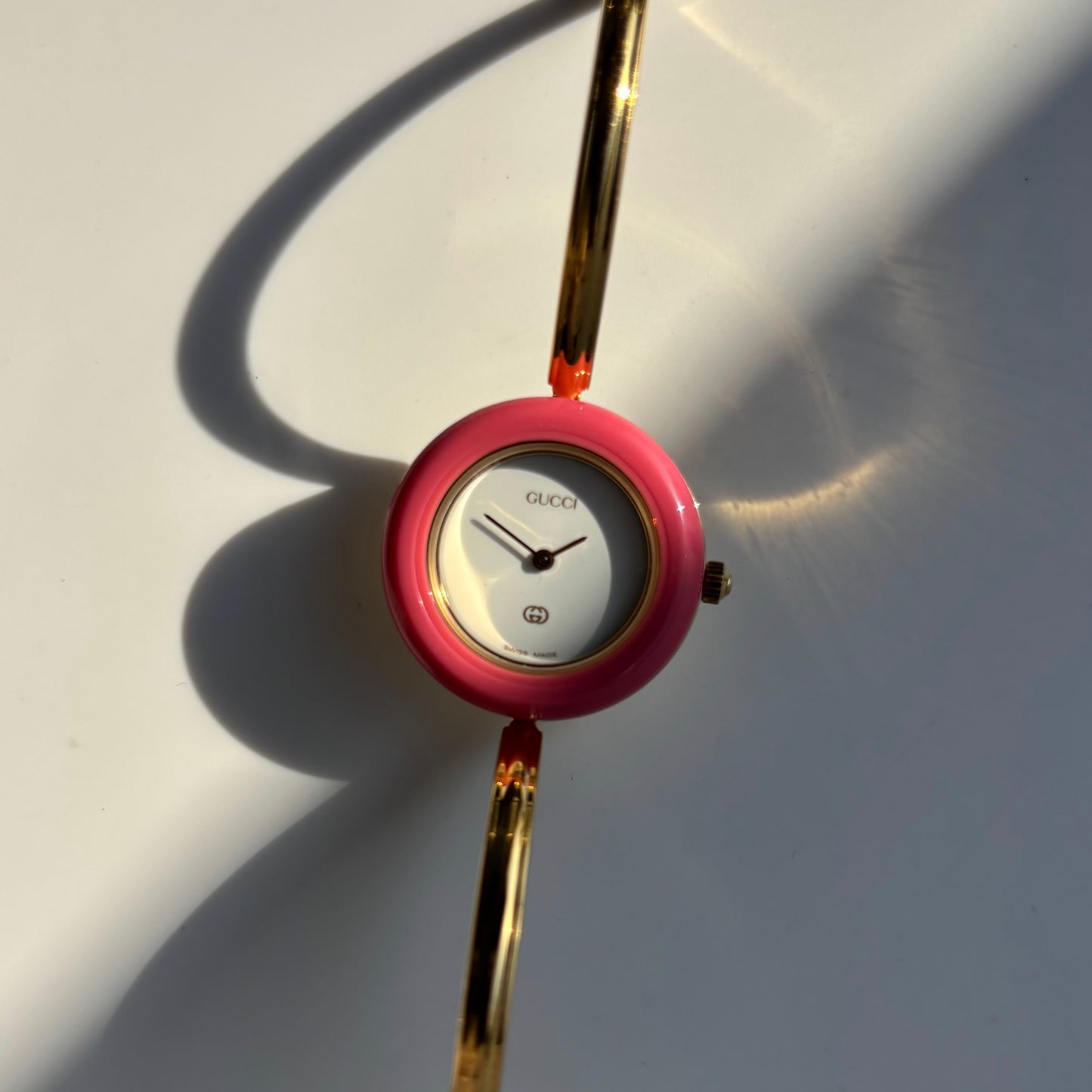 Gucci 1990s Interchangeable Bezel Gold Plated Bangle Watch with 12 bezels, case (Small)