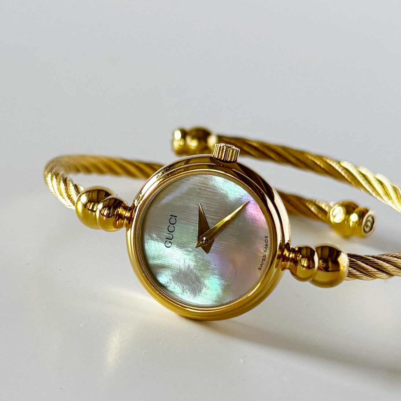Gucci 1990s Seashell Dial Gold Plated Cable Bangle Watch