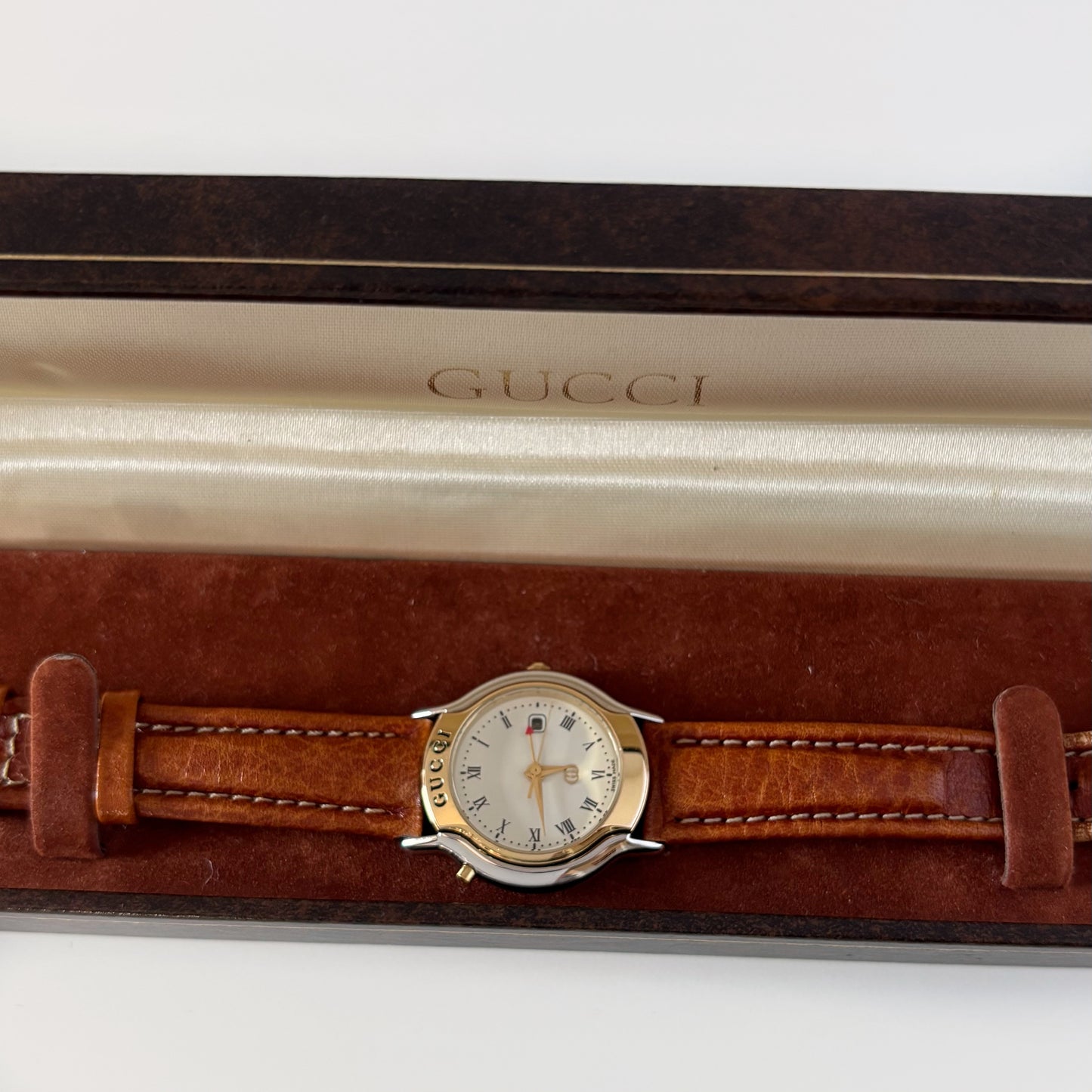 Gucci 1990s Mondiale Round Dial Date Two Tone Watch