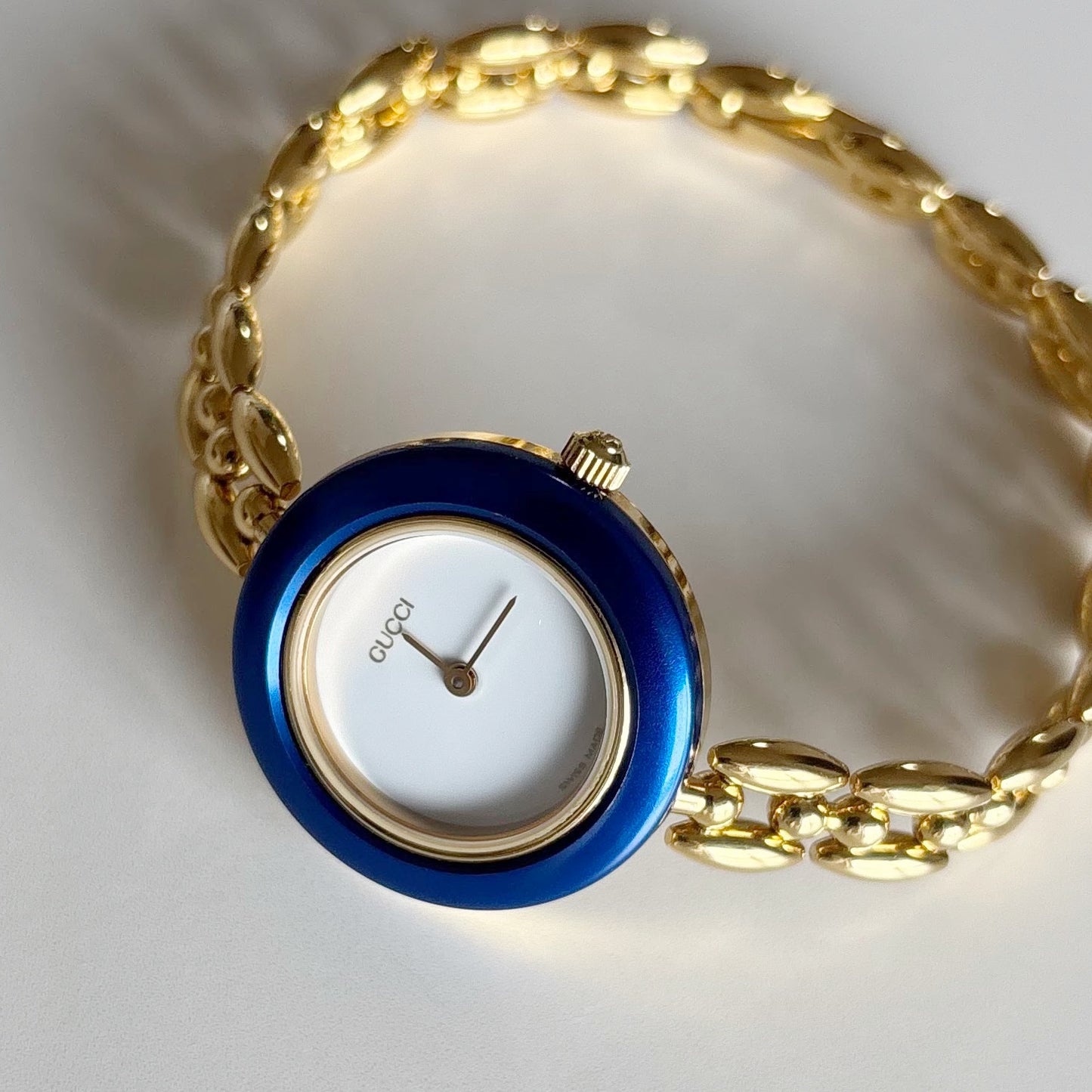 Gucci 1990s Interchangeable Bezel Gold Plated Rice Chain Watch with 6 bezels, case (172mm)