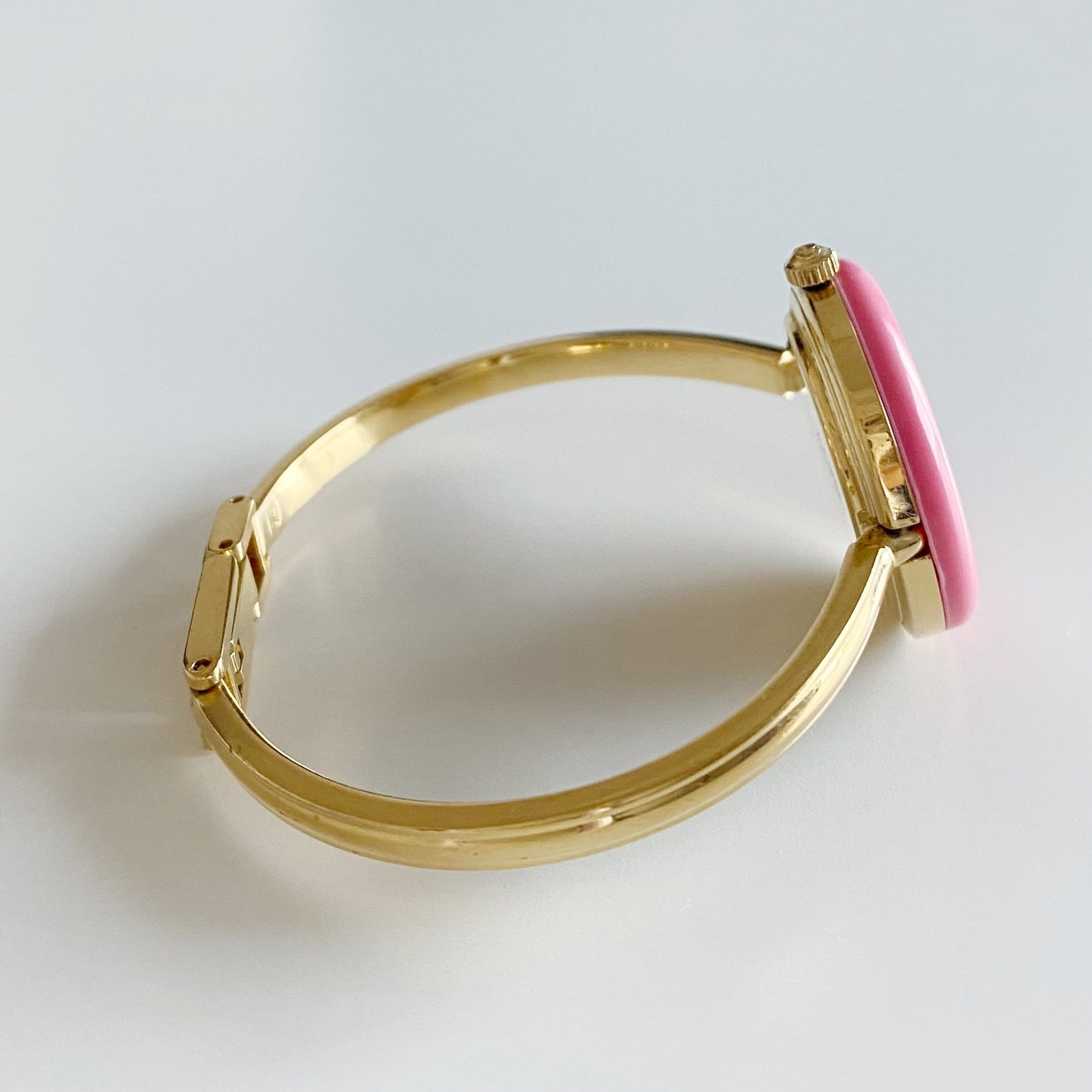 Gucci 1990s Interchangeable Bezel Gold Plated Bangle Watch with 12 bezels, case (Small)