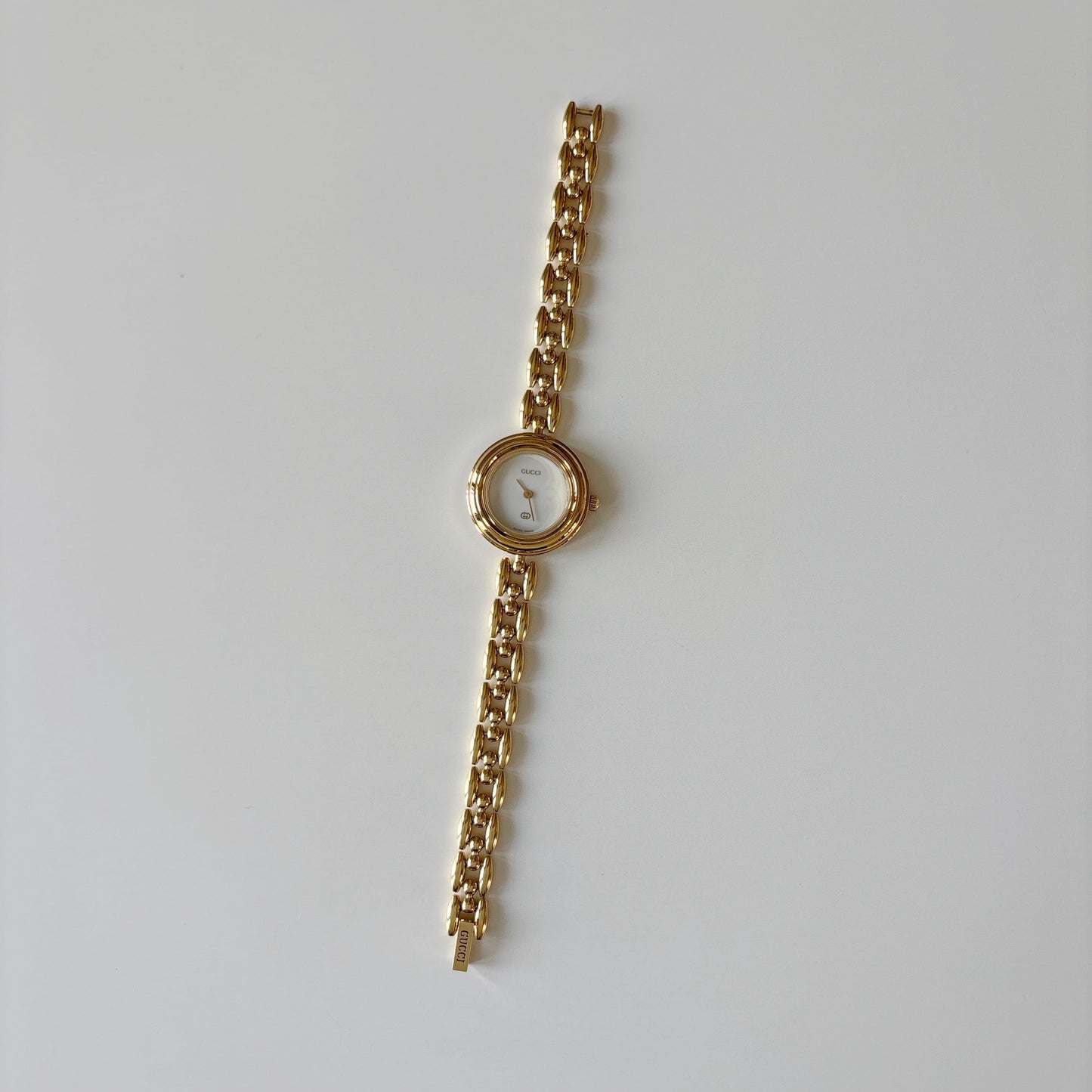 Gucci 1990s Interchangeable Bezel Gold Plated Rice Chain Watch with case, 6 bezels (165mm)