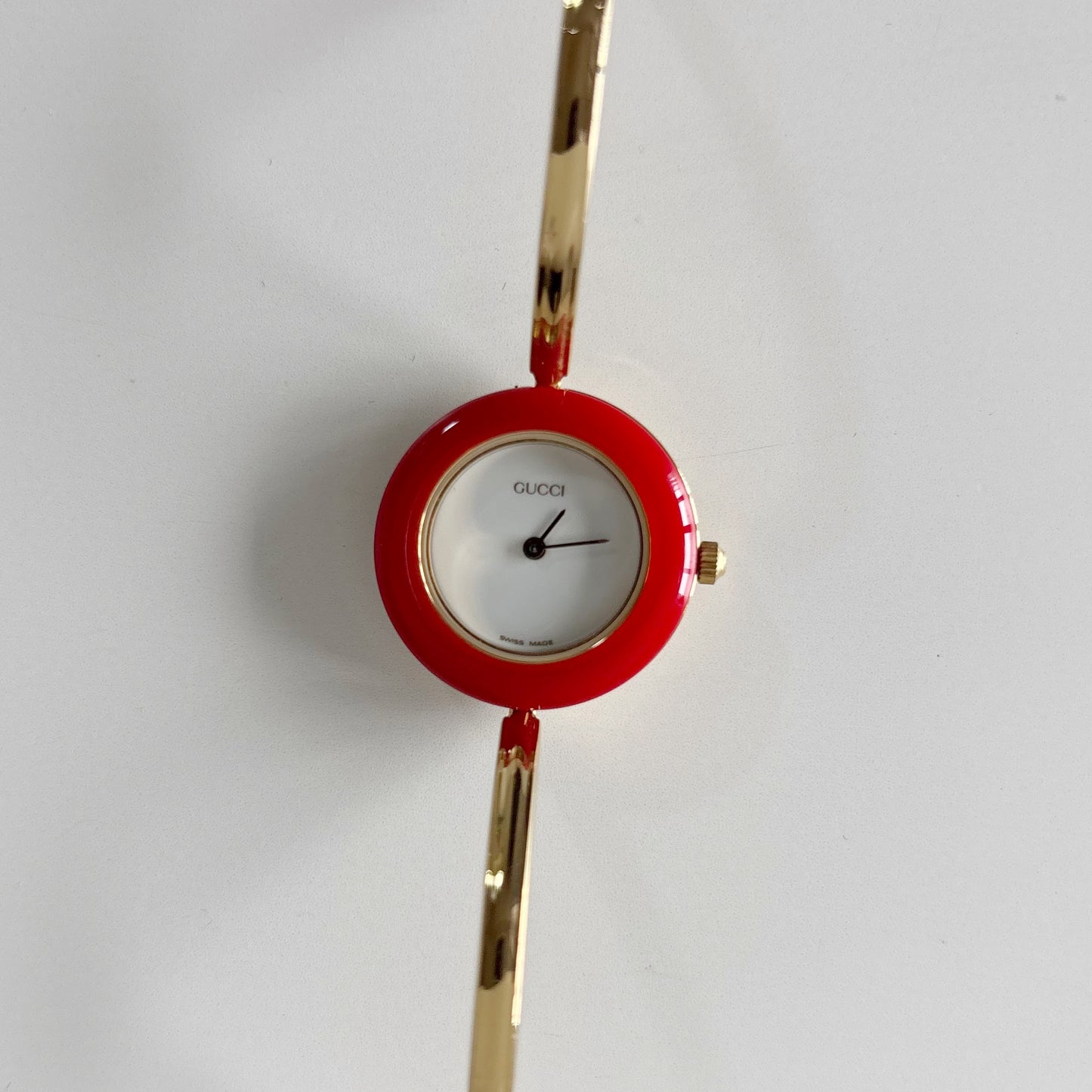 Gucci 1990s Interchangeable Bezel Gold Plated Bangle Watch with case, 12 bezels (Small)