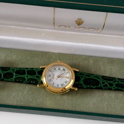Gucci 1990s Date Round Dial Gold Plated Watch