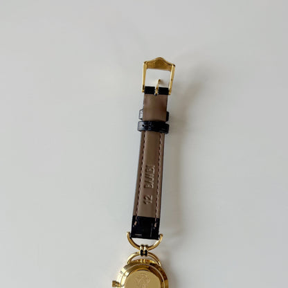 Gucci 1990s Seashell Dial Horsebit Gold Plated Watch