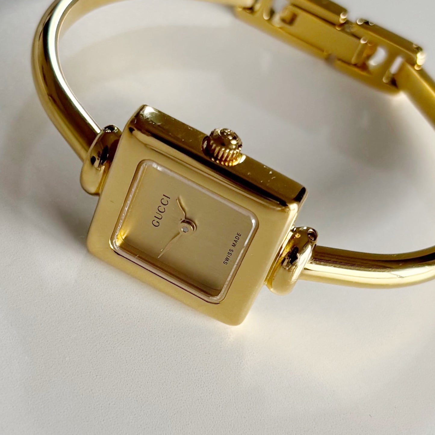 Gucci 1990s Square Dial Gold Plated Bangle Watch (Small)