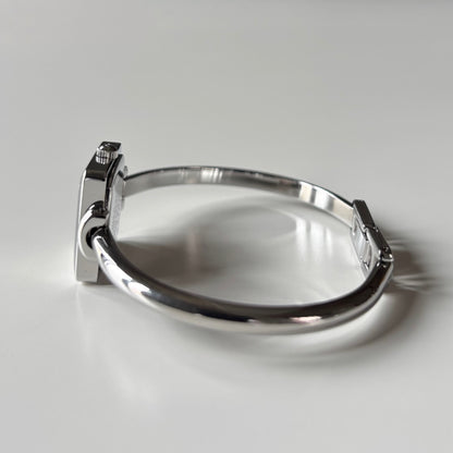 Gucci 1990s Square Dial Silver Bangle Watch