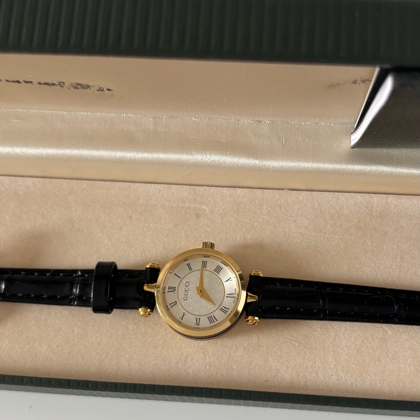 Gucci 1990s Round Dial Gold Plated Watch
