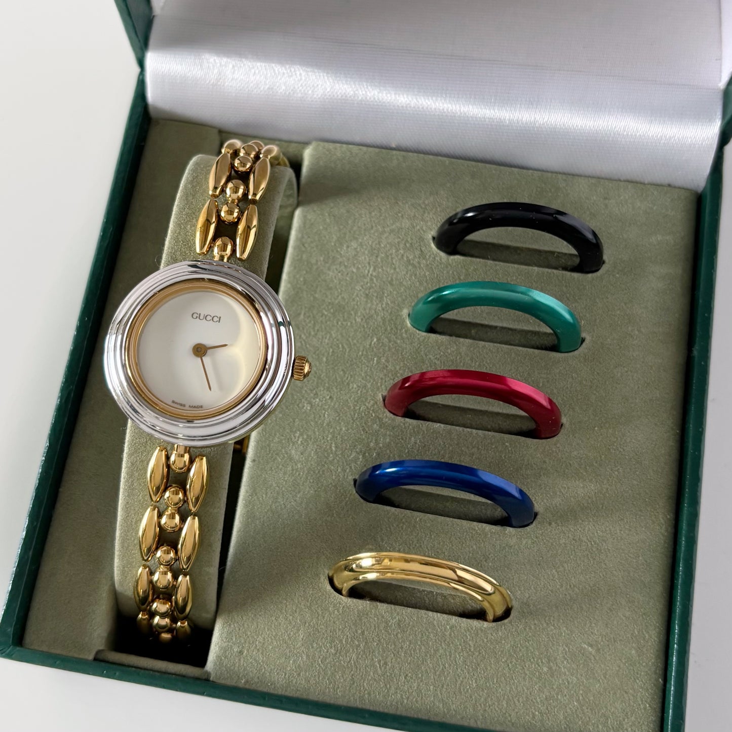 Gucci 1990s Interchangeable Bezel Gold Plated Watch with 6 bezels, case (178mm)