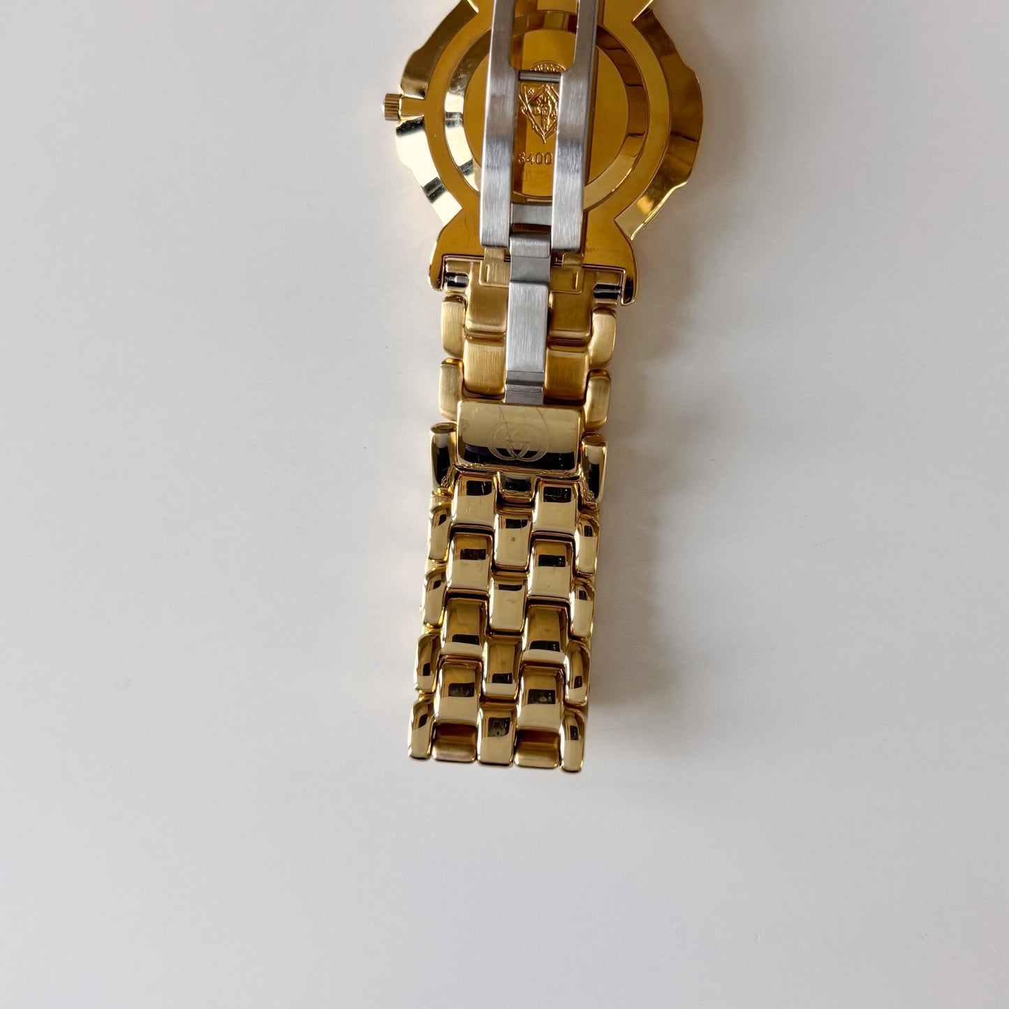 Gucci 1980s Round Dial Gold Plated Watch (Large)