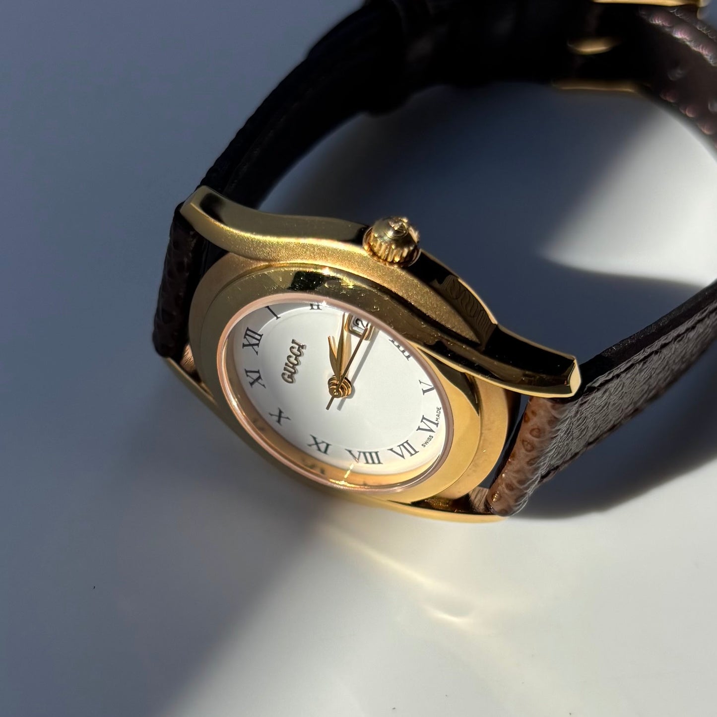 Gucci 1990s Date Round Dial Gold Plated Watch