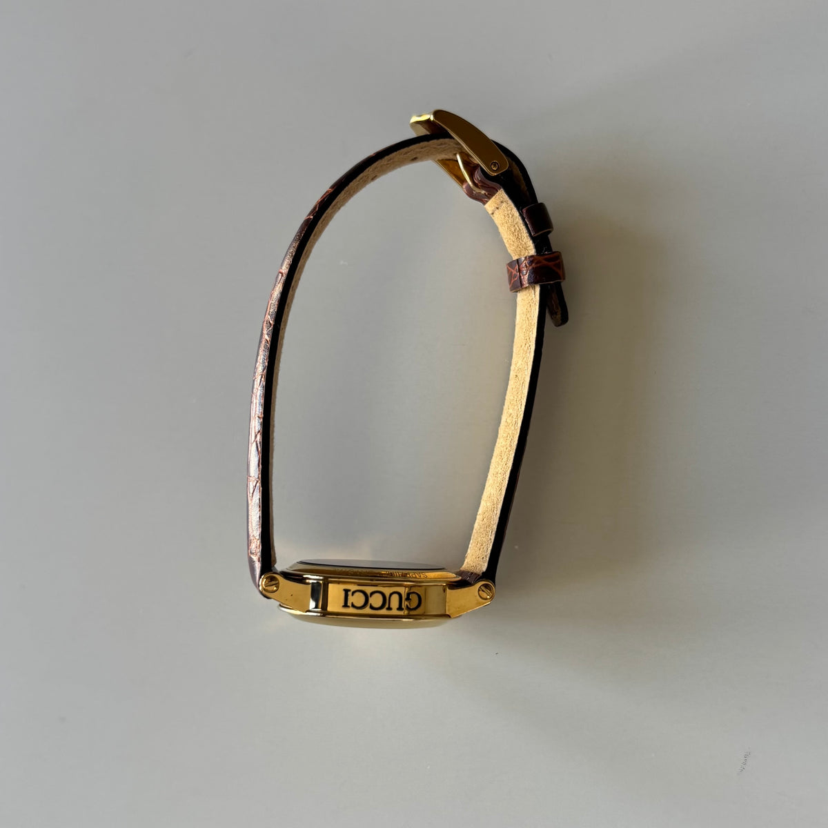 Gucci 1990s Date Round Dial Gold-Plated Watch