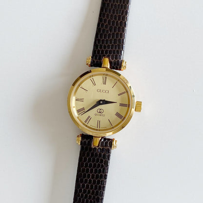 Gucci 1980s Sherry Round Watch