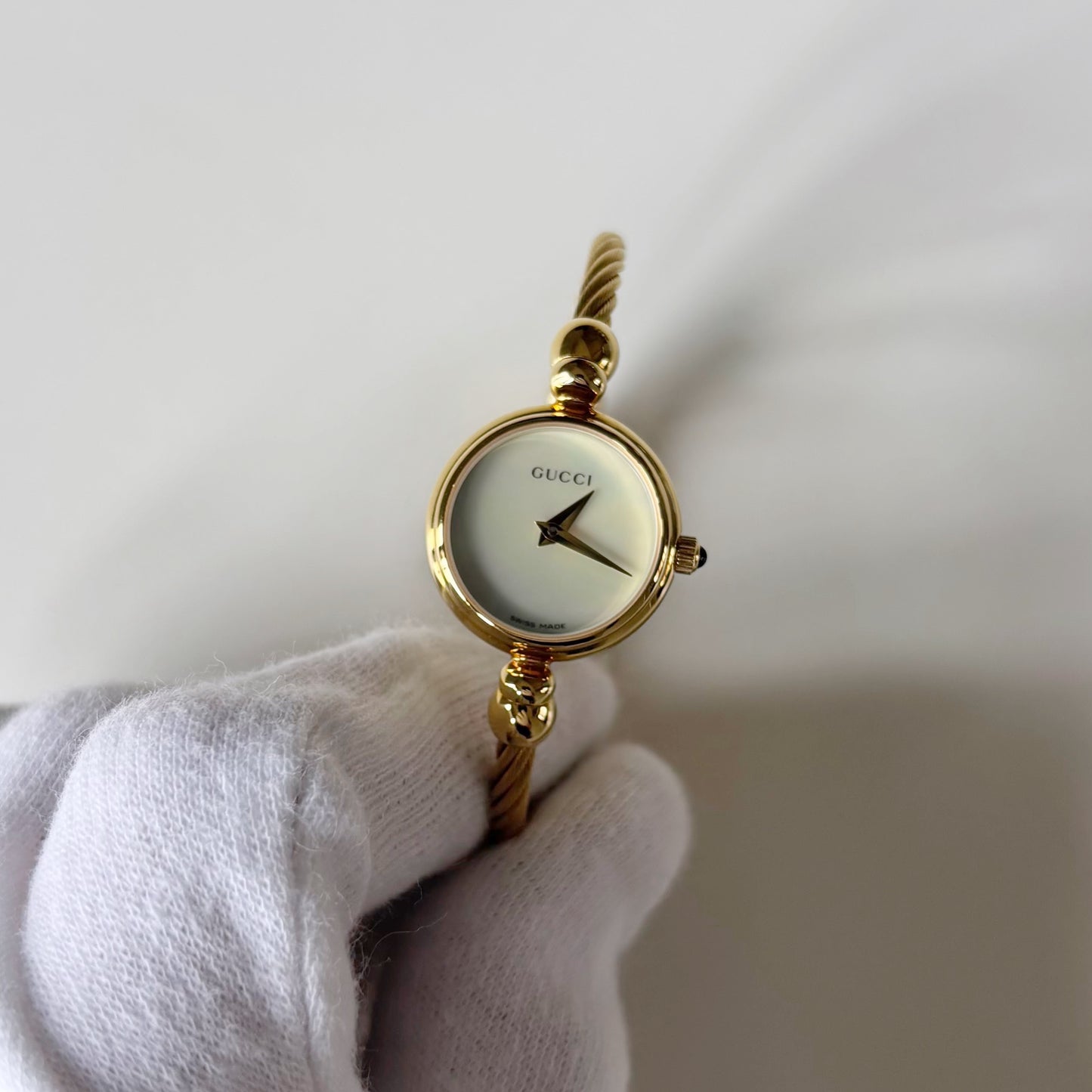 Gucci 1990s Seashell Dial Gold Plated Cable Bangle Watch